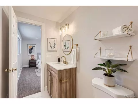 12932 Elgin Pl, Denver, CO 80239 photo 17