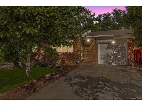 1220 Alton St, Aurora, CO 80010