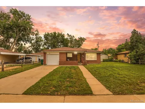 3168 Worchester St, Aurora, CO 80011