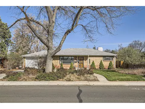2070 Kingston St, Aurora, CO 80010