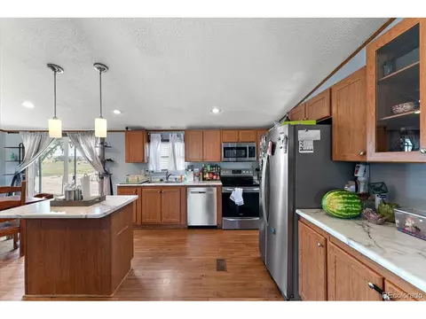 920 E 14th St, La Junta, CO 81050 photo 7