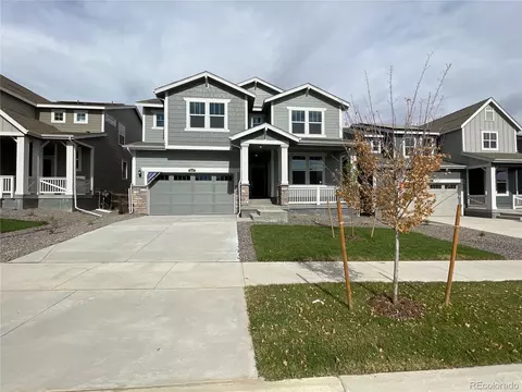 5525 Wisteria Ave, Longmont, CO 80504