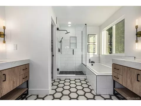 Undisclosed, Centennial, CO 80122 photo 26