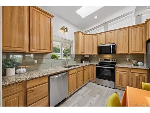 Kitchen - 7961 Stuart Pl, Westminster, CO 80030 photo 2 of 4