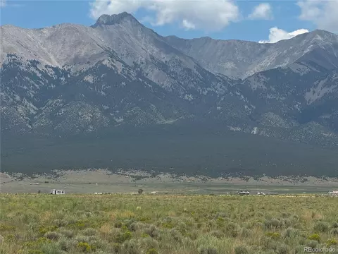 3 6th St, Blanca, CO 81123