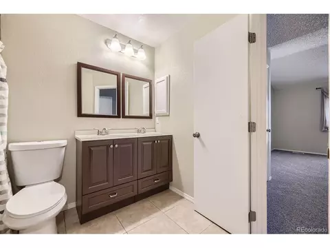 2728 E Nichols Cir, Centennial, CO 80122 photo 15