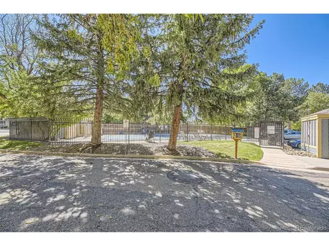 2728 E Nichols Cir, Centennial, CO 80122 photo 30