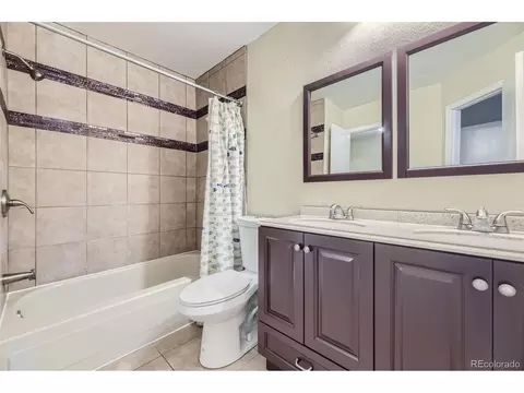 2728 E Nichols Cir, Centennial, CO 80122 photo 16