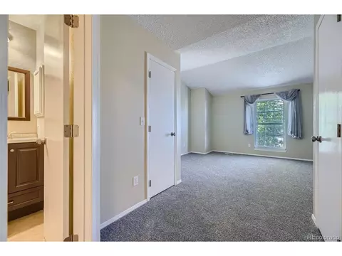 2728 E Nichols Cir, Centennial, CO 80122 photo 12