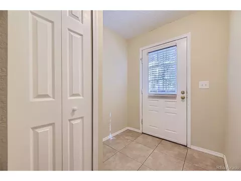 2728 E Nichols Cir, Centennial, CO 80122 photo 4