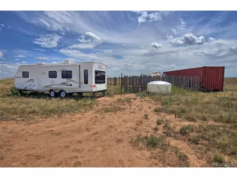 27 Edison Rd, Yoder, CO 80864 photo 2