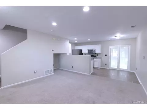 10137 Eudora Ct, Thornton, CO 80229 photo 3