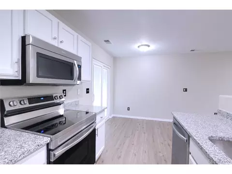 10137 Eudora Ct, Thornton, CO 80229 photo 5