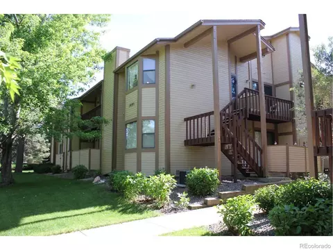 1095 S Garrison St #203, Lakewood, CO 80226