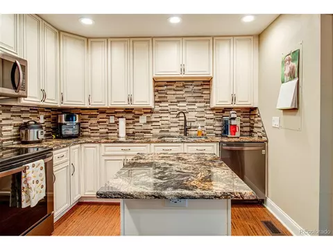 12023 E 3rd Ave, Aurora, CO 80011 photo 14