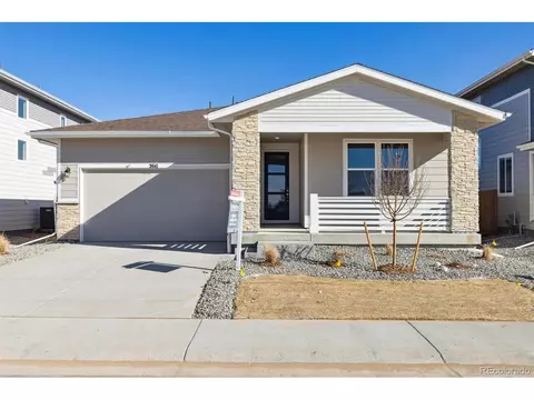 260 Lark Sparrow Way, Bennett, CO 80102