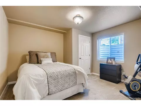 Undisclosed, Aurora, CO 80017 photo 24