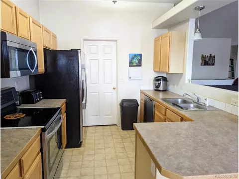538 E 29th St Dr, Greeley, CO 80631 photo 3