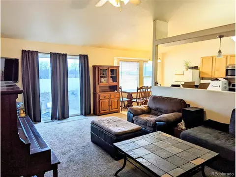 538 E 29th St Dr, Greeley, CO 80631 photo 2