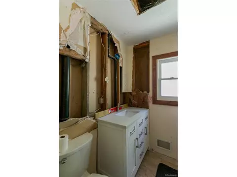 Bath - 11682 Baca Rd, Conifer, CO 80433 photo 1 of 3