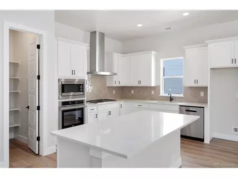 1739 Barefoot Dr, Windsor, CO 80550 photo 5