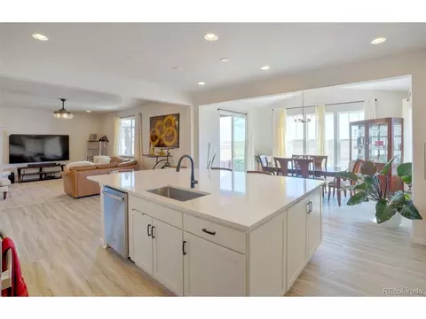 Kitchen - 188 S Waterloo St, Aurora, CO 80018 photo 1 of 3