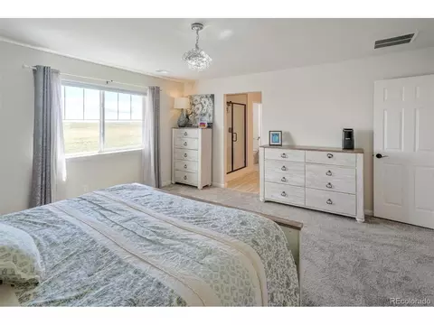 Bedroom - 188 S Waterloo St, Aurora, CO 80018 photo 2 of 2