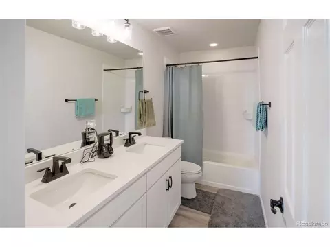 Bath - 188 S Waterloo St, Aurora, CO 80018 photo 2 of 2