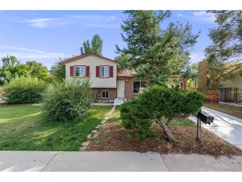 8952 W Stanford Ave, Littleton, CO 80123