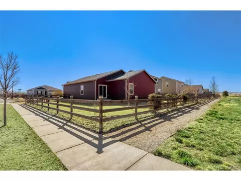 Exterior - 7002 Shavano Cir, Longmont, CO 80504 photo 4 of 5