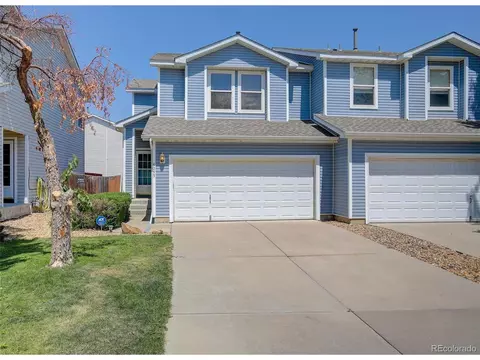 8093 S Kittredge Way, Englewood, CO 80112