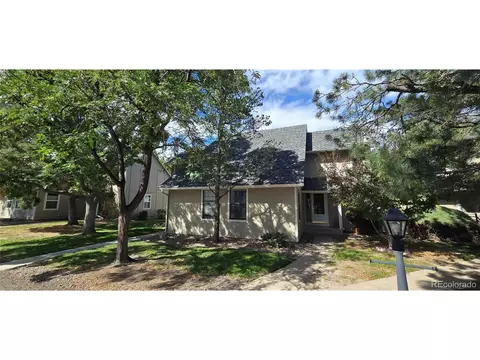 2635 S Xanadu Way #B, Aurora, CO 80014