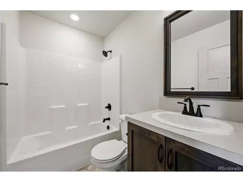 260 E 4th St, Berthoud, CO 80513 photo 14