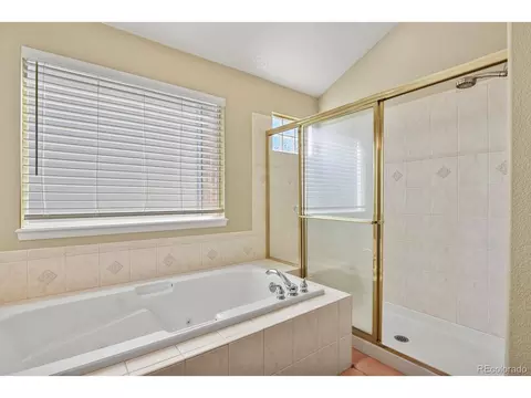 Bath - 18093 E Alamo Dr, Centennial, CO 80015 photo 2 of 5