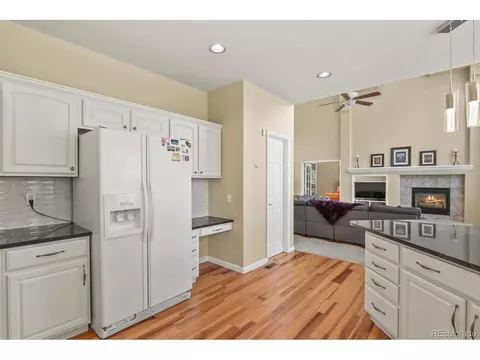 Kitchen - 18093 E Alamo Dr, Centennial, CO 80015 photo 4 of 6