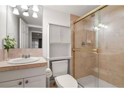 Bath - 18093 E Alamo Dr, Centennial, CO 80015 photo 5 of 5