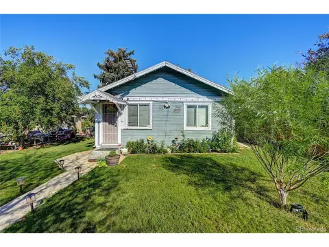 2236 Galena St, Aurora, CO 80010