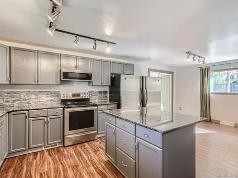 10792 Allendale Dr, Arvada, CO 80004 photo 5
