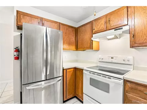 Kitchen - 13635 E Bates Ave #201-212, Aurora, CO 80014 photo 2 of 3