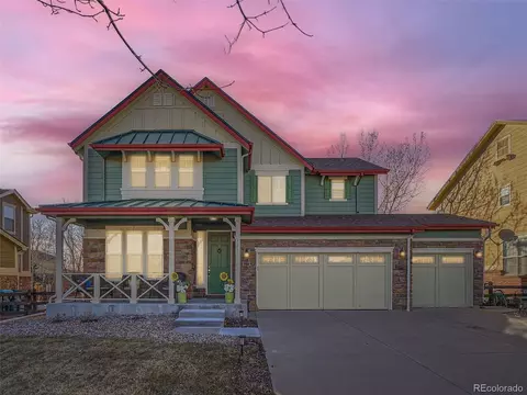 181 N Elk Ct, Aurora, CO 80018