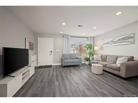 18636 E 45th Pl, Denver, CO 80249 photo 3