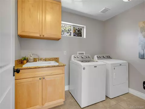 2249 S Marion St, Denver, CO 80210 photo 28