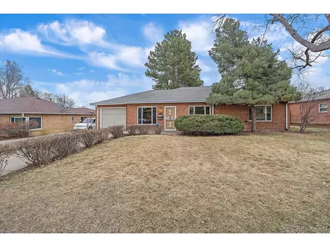 1118 Quentin St, Aurora, CO 80011