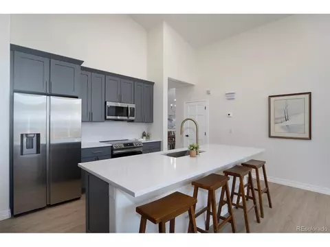 743 Picket Ln, Longmont, CO 80504