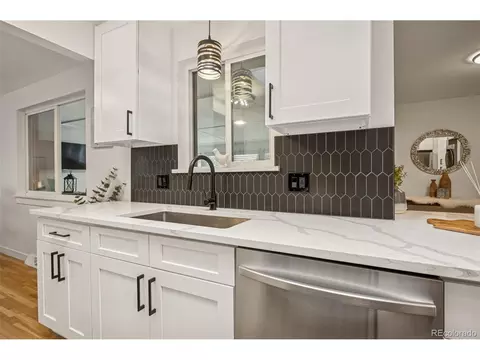 Undisclosed, Arvada, CO 80004 photo 16