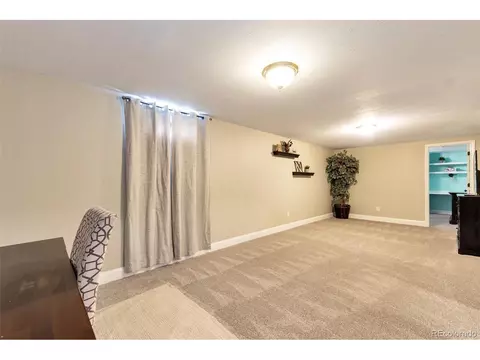 4317 S Eagle Cir, Aurora, CO 80015 photo 12