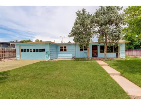 9015 W 49th Pl, Arvada, CO 80002