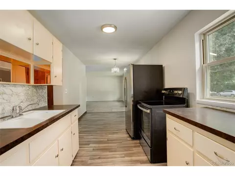 9015 W 49th Pl, Arvada, CO 80002 photo 4
