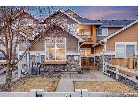 223 Habitat Cir, Windsor, CO 80550