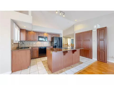18680 E Hamilton Dr, Aurora, CO 80013 photo 8